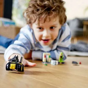 Batman vs The Riddler Building Kit 76137 - LEGO