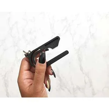 The Car Seat Key - Easy Unbuckle Tool for Parents