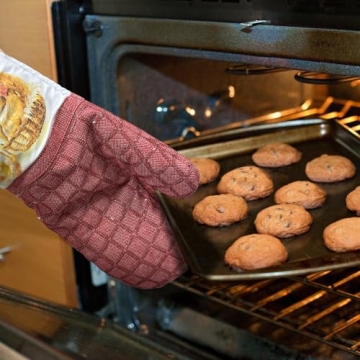 500°F Heat-Resistant Silicone Oven Mitts with Animal Design