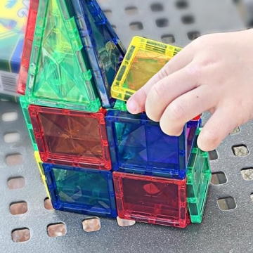 CreateOn Crayola Mini Magnetic PIP-Tiles Building Set for Kids