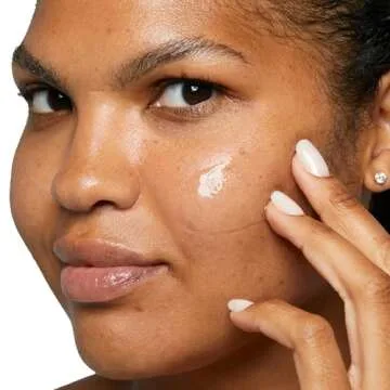 Clinique 3-Step Dramatically Different Hydrating Jelly Face Moisturizer With Hyaluronic Acid, 4.2 Fl Oz