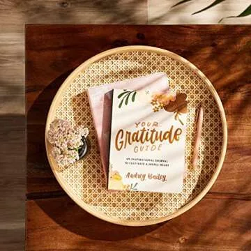 Your Gratitude Guide: Inspirational Journal for Growth