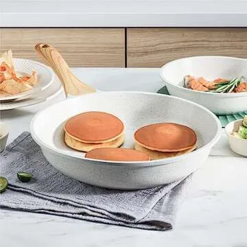 SENSARTE Nonstick Ceramic Frying Pan Skillet, 12.5 Inch Omelet Pan, Healthy Non Toxic Chef Pan, Induction Compatible Egg Pan with Heat Resistant Handle, PFAS-Free, White