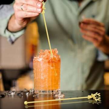 Mewuthede Swizzle Sticks,5 Pcs Stainless Steel Reusable Deer Head Shape Cocktail Stirrer Coffee Beverage Stir Sticks for Cocktail, Whiskey, Hot Cocoa, Creamer (Gold)