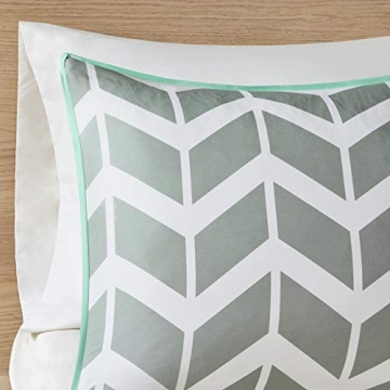Vibrant Geometric Teal Comforter Set for All Seasons