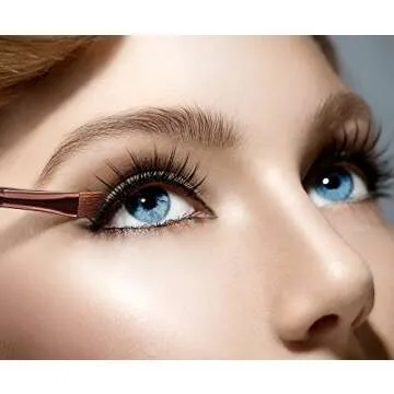 KOOBA Angle Eyeliner Brush for Precision Makeup