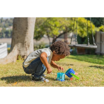 GeoSafari® Jr. Rocknoculars™ Outdoor Discovery Kit