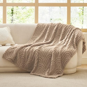 Bedsure Brown Throw Blanket - Super Soft Fleece for Comfort