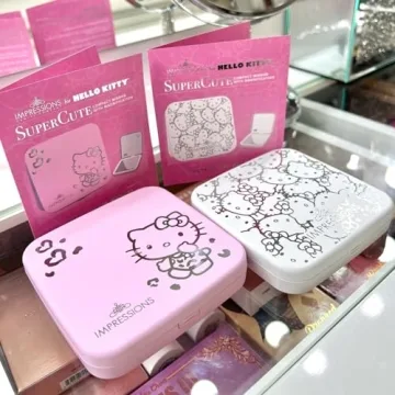 Hello Kitty Lighted Compact Makeup Mirror with Adjustable Brightness