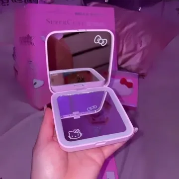 Hello Kitty Lighted Compact Makeup Mirror with Adjustable Brightness