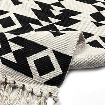 Stylish HEBE Cotton Rugs Set - Machine Washable & Durable