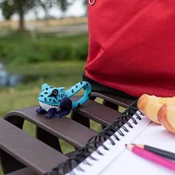 Big Discoveries LifeLight Animal Carabiner Flashlight