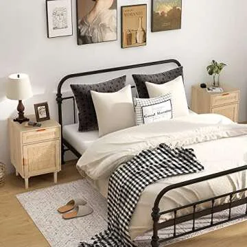 STHOUYN Rattan Nightstand Set of 2 - Elegant Bedside Tables with Drawers