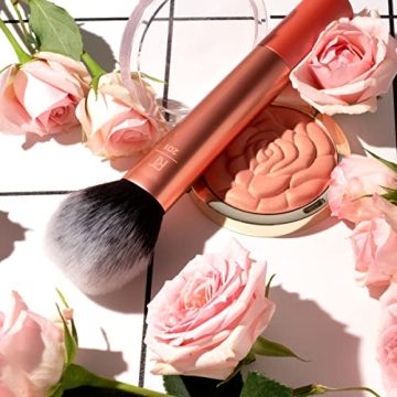 Real Techniques Ultra Plush Powder Brush for Flawless Makeup