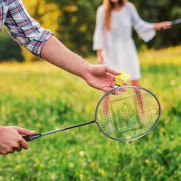 Triumph Sports 4-Player Badminton Set for Outdoor Fun