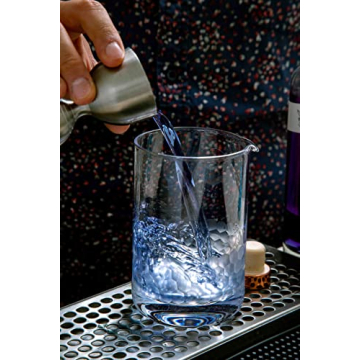 Elegant Cocktail Mixing Glass for Perfectly Stirred Drinks