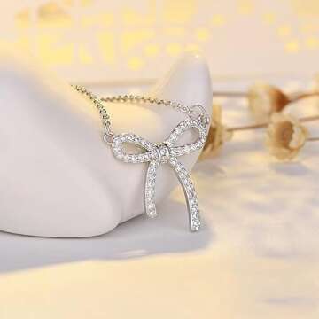 LIYAPEI Silver Rhinestone Bow Necklace for Women, Tiny Dainty Silver Plated Bowknot Pendant Choker Necklace Makes A Cute Bow Jewelry Gift for Women Girls