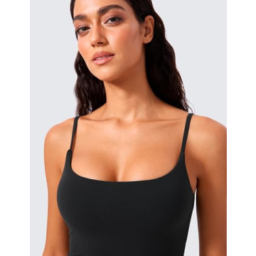 CRZ YOGA Women's Scoop Neck Longline Sports Bra Black