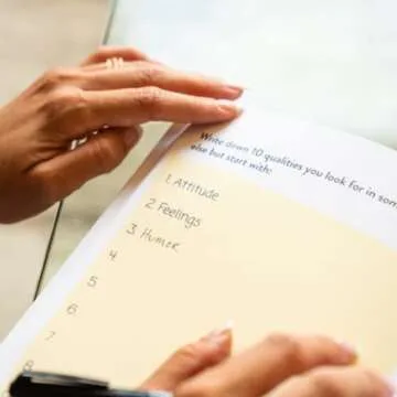 Single Is Your Superpower: Find Your Soul, Find Your Soulmate - Self Love Dating Workbook - Discover What You Want In a Partner - Build Higher Standards - Guided Self Care Journal - Hardcover