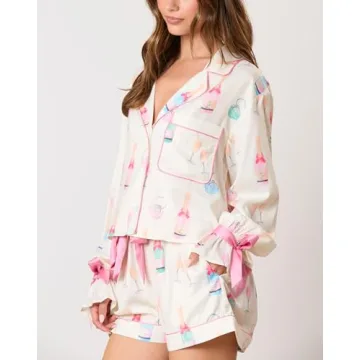 Fenghualzzniya Women Cute Christmas Pajamas 2 Piece Lounge Set Long Sleeve Shirts and Shorts Y2k Pajama Sets Sleepwear, White, Small