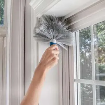 Unger Cobweb & Corner Duster for Easy Cleaning