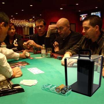 Brybelly Clear Acrylic Poker Chip Tray | for Standard Size Chips & Clay Chips | Each Tray Holds 100 Chips | 10 Trays & Carrier