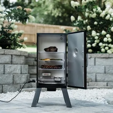 Masterbuilt 30-inch Electric Smoker with 535 Cooking Space