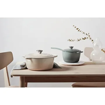 Le Creuset 5.5qt Enameled Cast Iron Dutch Oven Meringue