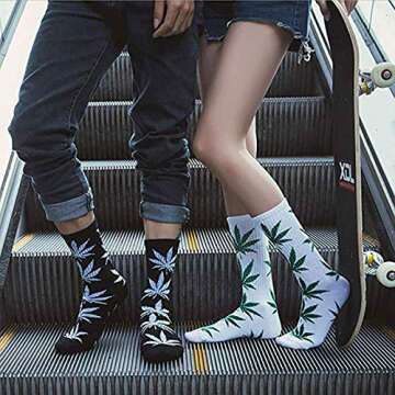 Century Star Unisex Maple Marijuana Cotton Socks Thick Weed Leaf Socks Crew Winter Socks Athletic Sports High Crew Socks 4 Pairs Black White Grey Green One Size
