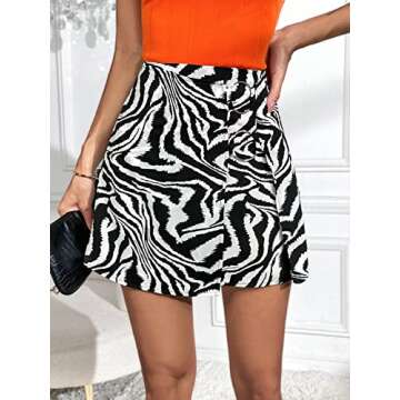 WDIRARA Women's Zebra Striped Print Wrap Hem Ring Linked High Waist Mini Skirt Black and White M