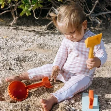 SwimZip Girls' Long Sleeve Sunsuit UPF 50+ for Kids