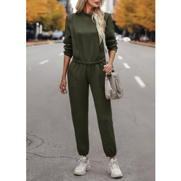 KIRUNDO Womens 2 Piece Outfits Sweatsuit Set Quilted Knit Crop Top Jogger Pants Loungewear Matching Set Tracksuit Athletic Sport Suit 2024 Fall Fashion Travel Clothes(Army Green, Small)