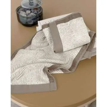 Cleanbear Hand Towels Set of 4, Jacquard Weaved Cotton