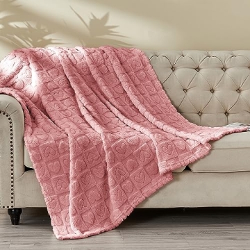 FY FIBER HOUSE Throw Blankets with Heart Checkered,Soft Warm Blankets for Lover Mom Father Gifts,Washable Lightweight Fuzzy Blanket for Couch Sofa Bed Office All Season(Pink,60"x80")