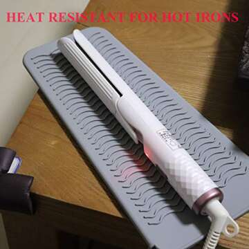 CAMSTIC Heat Resistant Travel Hair Curler Flat Iron Pouch and Silicone Mat Set (Catcus)