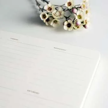 Pinesman - One Week - Elegant Undated Weekly Desk Planner, Gold Foiled, A4, Minimalist Weekly To Do List Notepad, Daily Schedule, Week Planner Pad, Eco-friendly, FSC™ Certified Work Planner