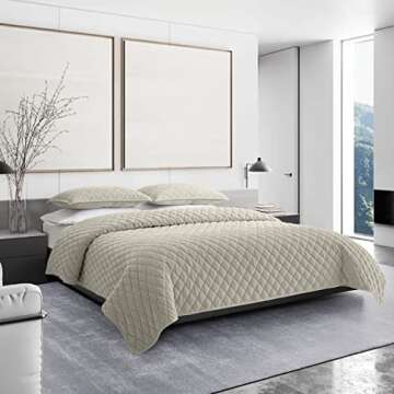 Vera Wang - Queen Quilt Set, Luxurious Velvet Bedding with Matching Shams, Lightweight Home Decor (D...