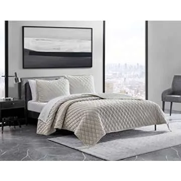 Vera Wang - Queen Quilt Set, Luxurious Velvet Bedding with Matching Shams, Lightweight Home Decor (Diamond Velvet Natural Ivory, Queen)