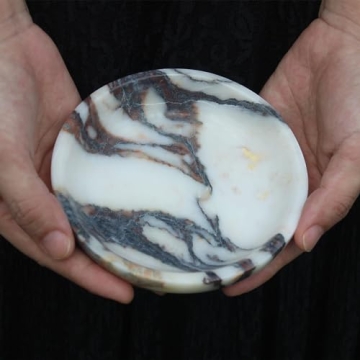 Luxury Marble Jewelry Dish Tray – Elegant & Functional