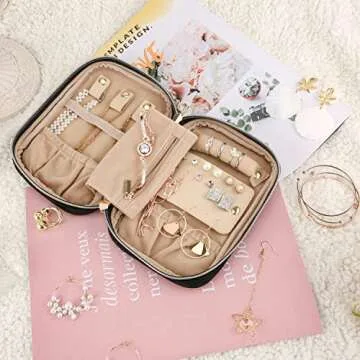 BAGSMART Compact Jewelry Organizer for Travel and Gifts
