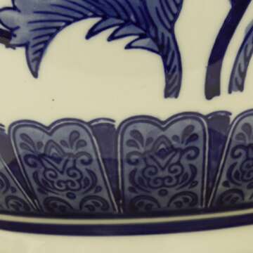 Décor Therapy Blue and White Ceramic Table Lamp – Stylish Lighting