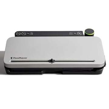 FoodSaver Vacuum Sealer with 4 var. settings for Preservation