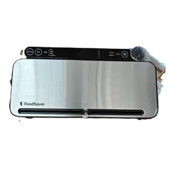 FoodSaver Vacuum Sealer with 4 var. settings for Preservation