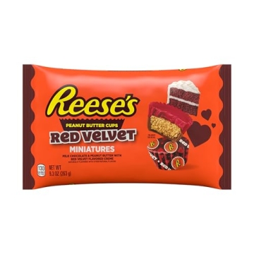REESE'S Red Velvet Peanut Butter Cups in Festive Bag