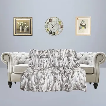 Cozy Real Rabbit Fur Throw Blanket - Soft and Stylish