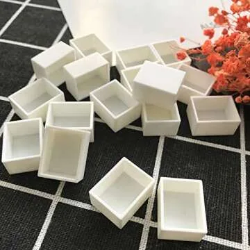 48pcs Empty Half Pans Kits with Magnets White Plastic Half Pan Fit for Watercolor Oils or Acrylics Palette Travel Tins Paint Case Customizing Your Own Palette