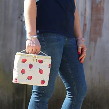 kate spade new york Insulated Lunch Tote, Small Lunch Cooler, Cute Lunch Bag for Women, Thermal Bag with Double Zipper Close and Carrying Handle, Strawberries