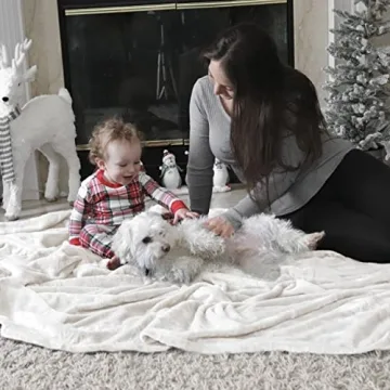 Bedsure King Size Fleece Blanket for Ultimate Comfort