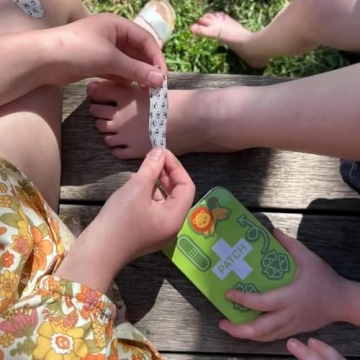 Bamboo Adhesive Bandage Kit - Eco-Friendly & Cute Designs