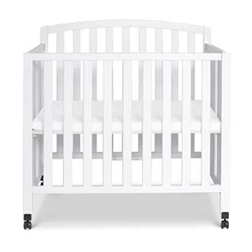 DaVinci Dylan Mini Crib: Safe 3-in-1 Convertible Design